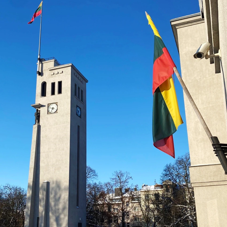 VASARIO16-POLIKLINIKA-NEDIRBS